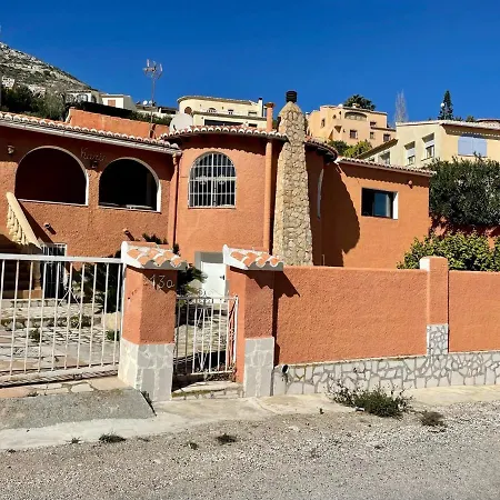 June - Salco La Cumbre Villa
