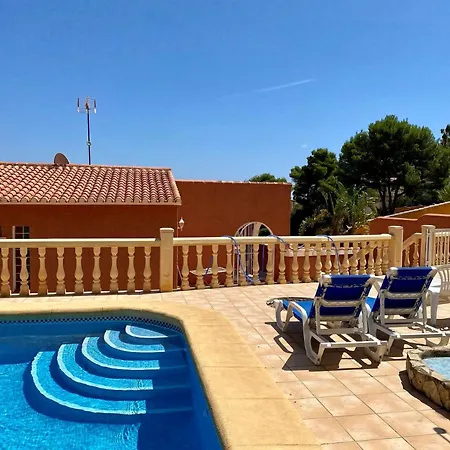 June - Salco La Cumbre Villa